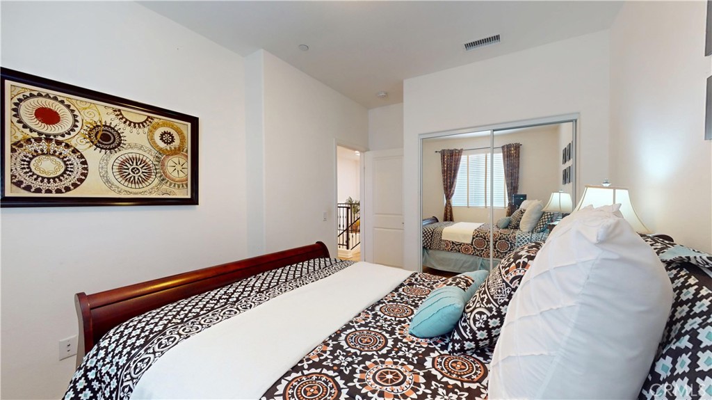 10351 Diamond Pacoima, CA 91331 - Photo 30 of 43