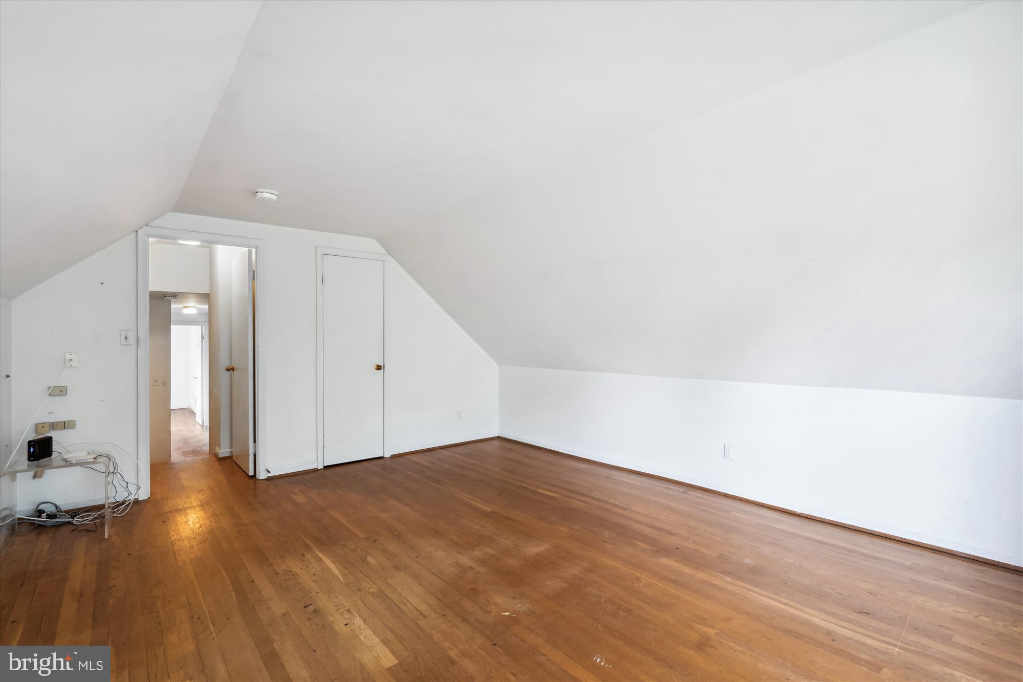 11909 Smoketree Road Potomac, MD 20854 - Photo 40 of 52 Loft