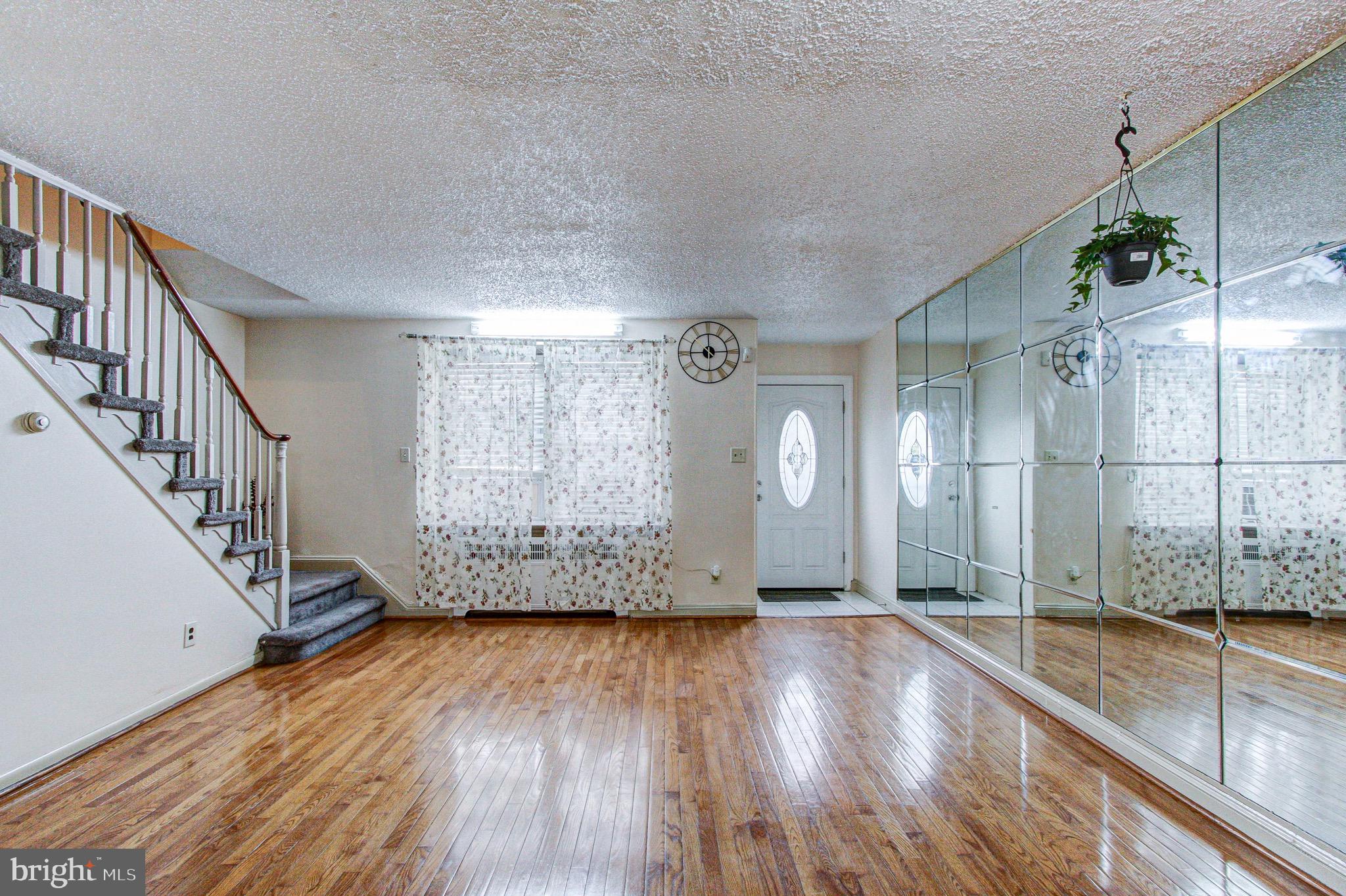 138 Normandy Road Upper Darby, PA 19082 - Photo 11 of 55