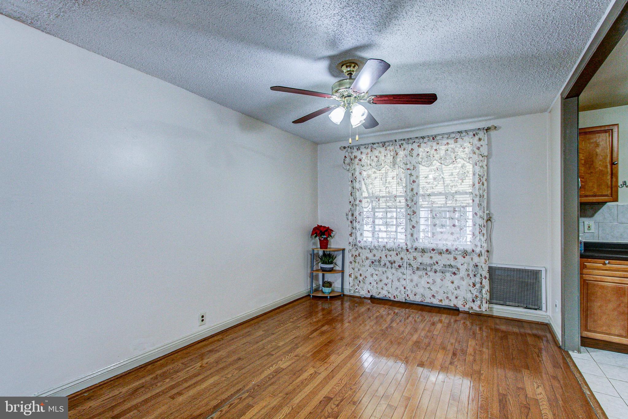 138 Normandy Road Upper Darby, PA 19082 - Photo 13 of 55