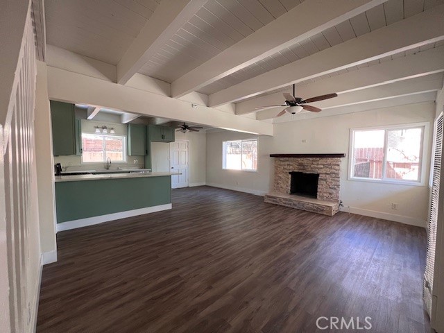 286 Terrace Lake Arrowhead, CA 92352 - Photo 4 of 22 Livingroom