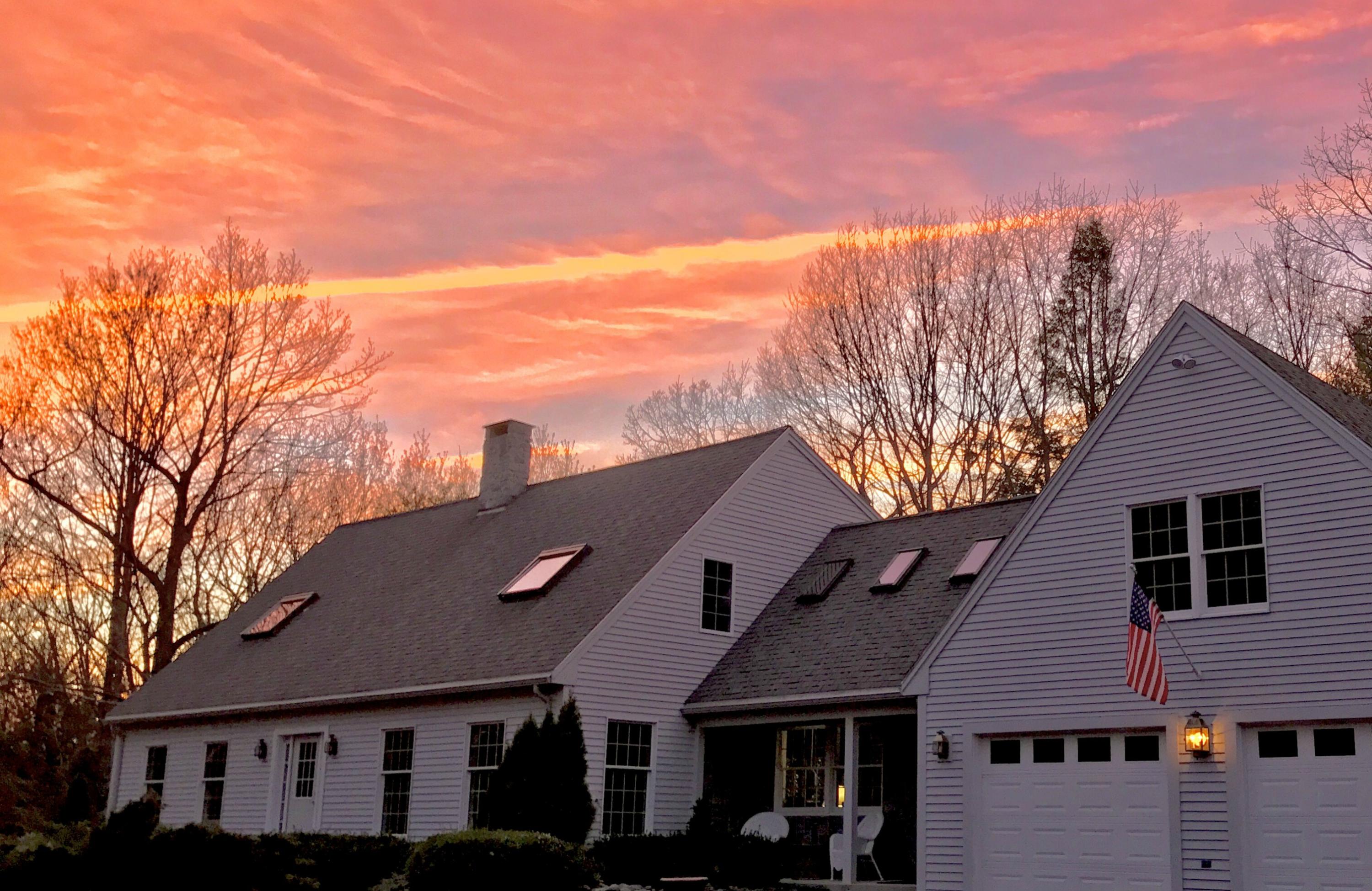186 Valley Road Raymond, ME 04071 - Photo 4 of 39 186 Valley sunset 3