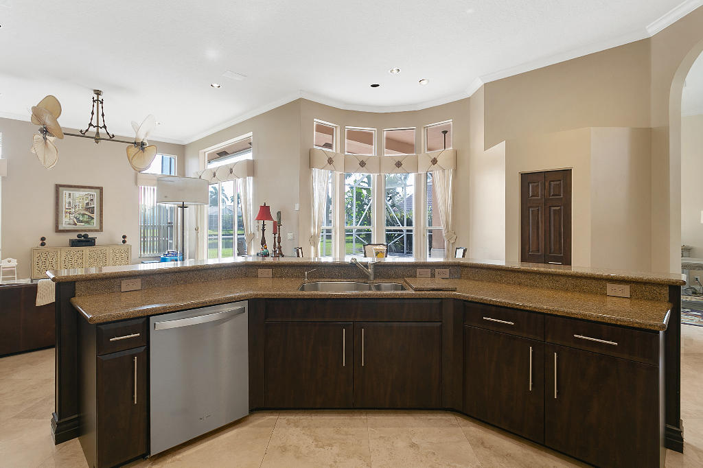 19248 Bay Leaf Court Boca Raton, FL 33498 - Photo 4 of 22 03