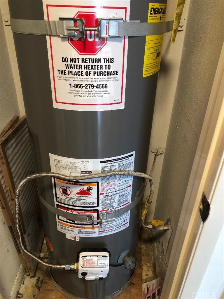 2248 Del Mar Road, Unit 3 Montrose, CA 91020 - Photo 12 of 12 view of water heater room