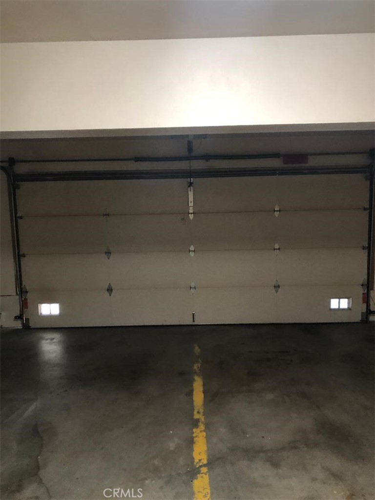 2248 Del Mar Road, Unit 3 Montrose, CA 91020 - Photo 10 of 12 a close view of oven