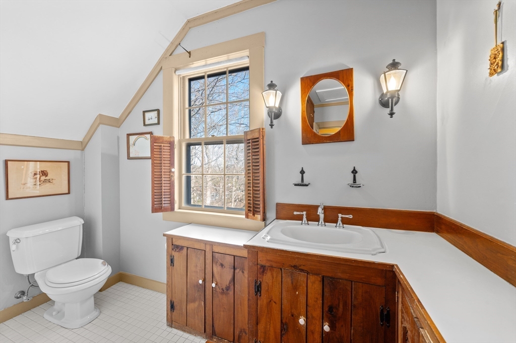 60 Ruggles Street Westborough, MA 01581 - Photo 29 of 42 Gallery Image 29