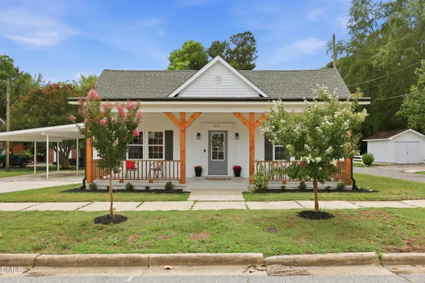 $324,900 | 213 West Parrish Drive, Benson, NC 27504
