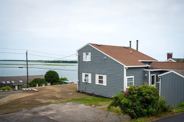 $995,000 | 63 North Ridge Road, Ipswich, MA 01938