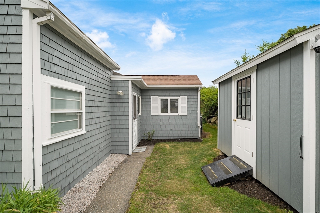 63 North Ridge Road Ipswich, MA 01938 - Photo 7 of 28 a view of a house with a yard