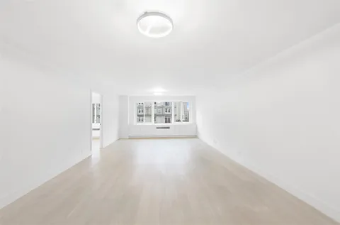 $25,000 | 920 Park Avenue, Unit 12B | Upper East Side