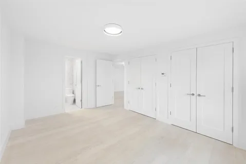 $25,000 | 920 Park Avenue, Unit 12B | Upper East Side