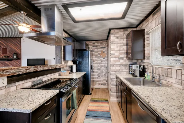 $420,000 | 1512 Skyline Drive, Canyon Lake, TX 78133