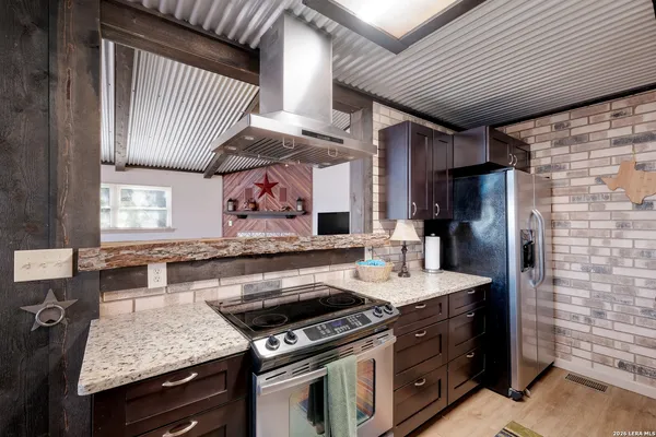 $420,000 | 1512 Skyline Drive, Canyon Lake, TX 78133