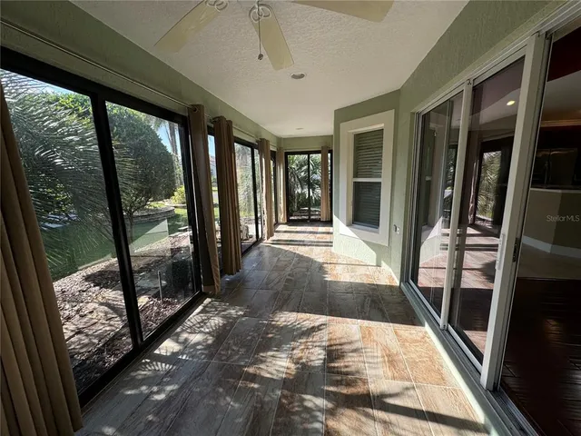 a view of a house with backyard and garden