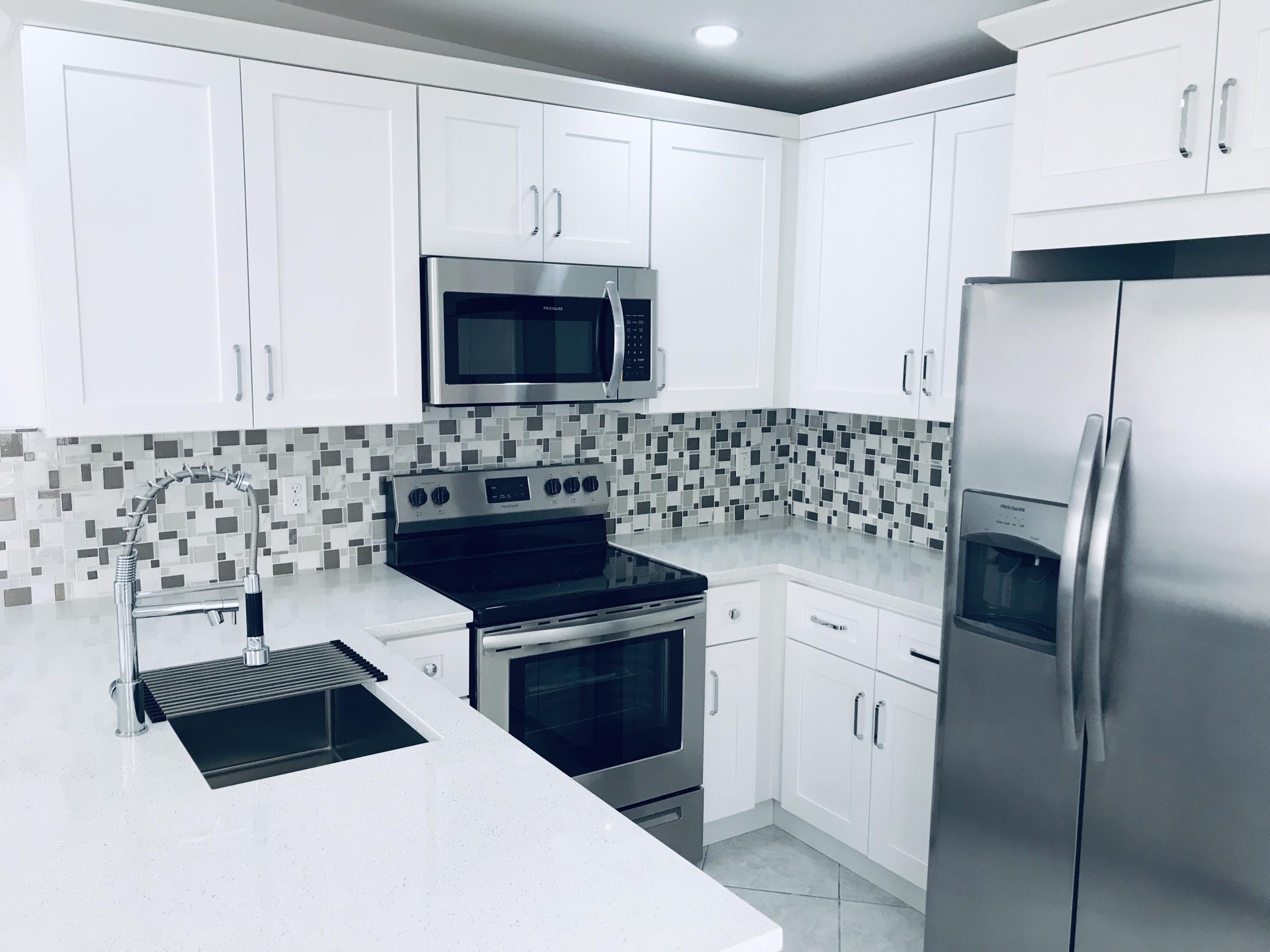 5630 South Rue Road West Palm Beach, FL 33415 - Photo 11 of 36 IMG_2767