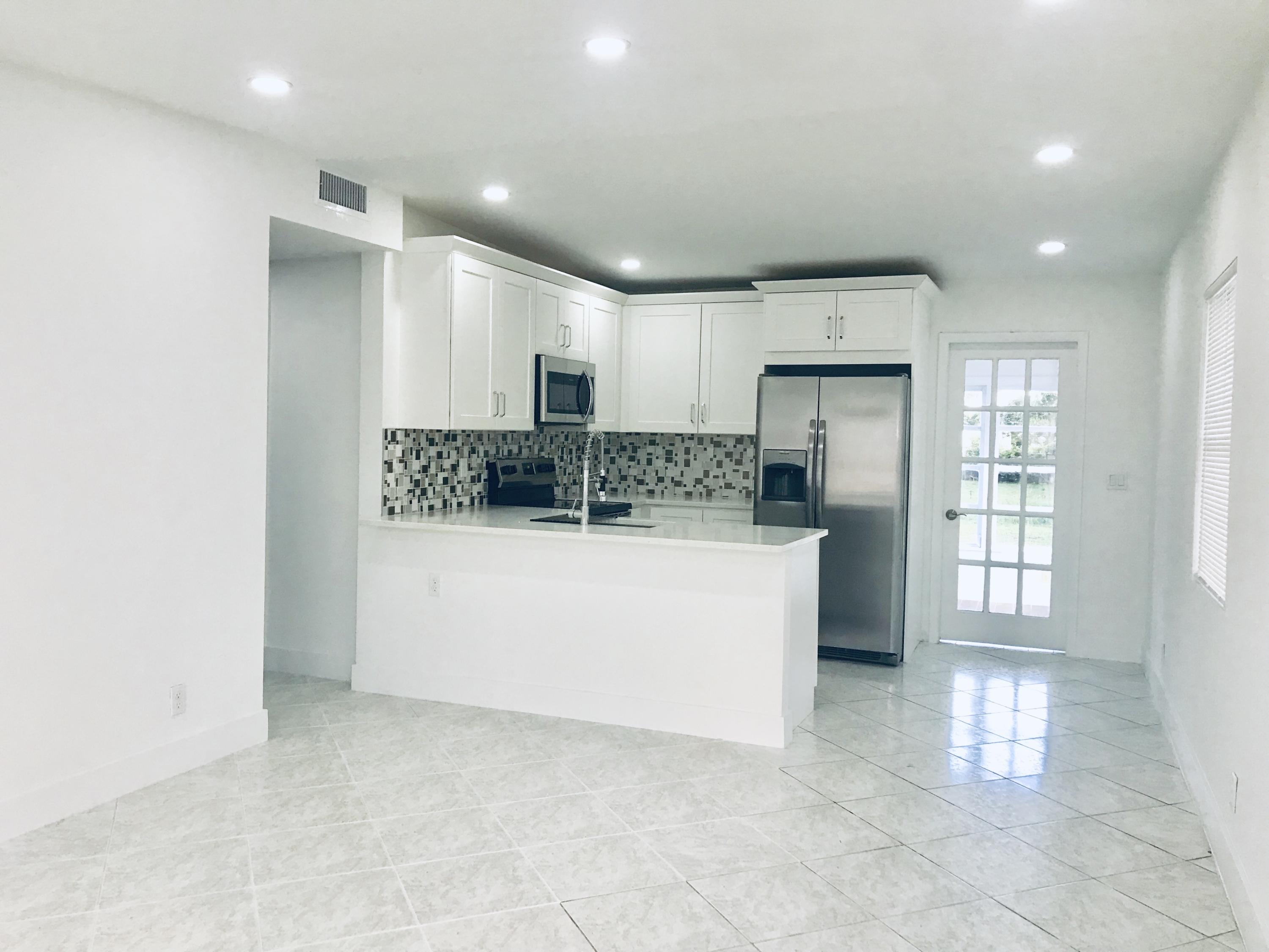 5630 South Rue Road West Palm Beach, FL 33415 - Photo 8 of 36 IMG_2741