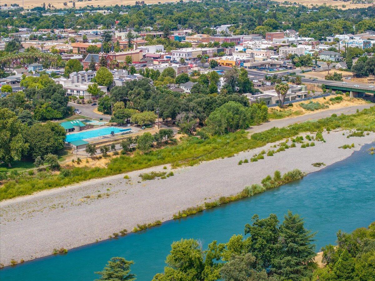 426 Riverside Way Red Bluff, CA 96080 - Photo 21 of 22 an aerial view of a city