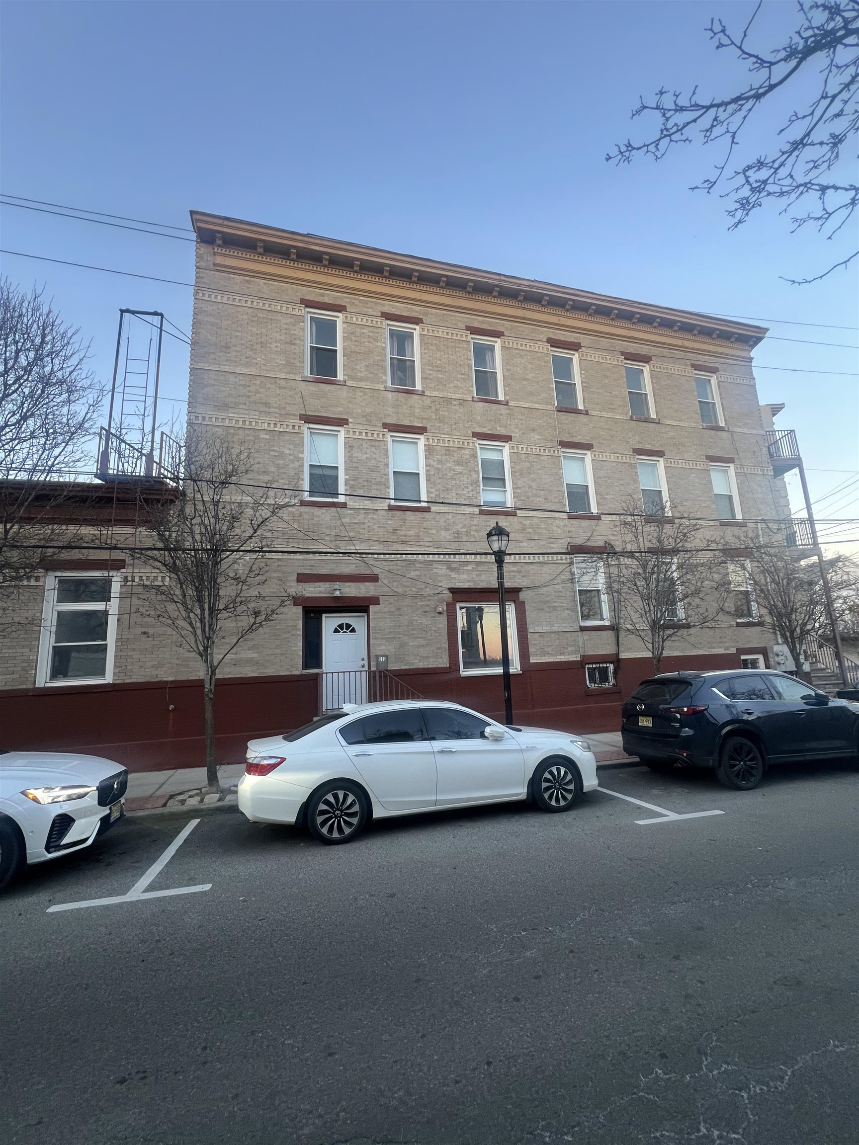 a car parked in front of a building