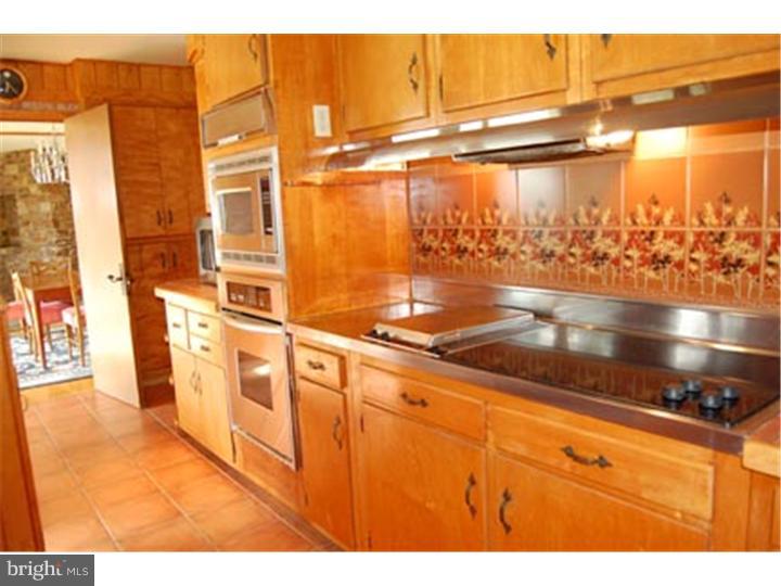 102 Center Mill Road Chadds Ford, PA 19317 - Photo 4 of 22 Kitchen