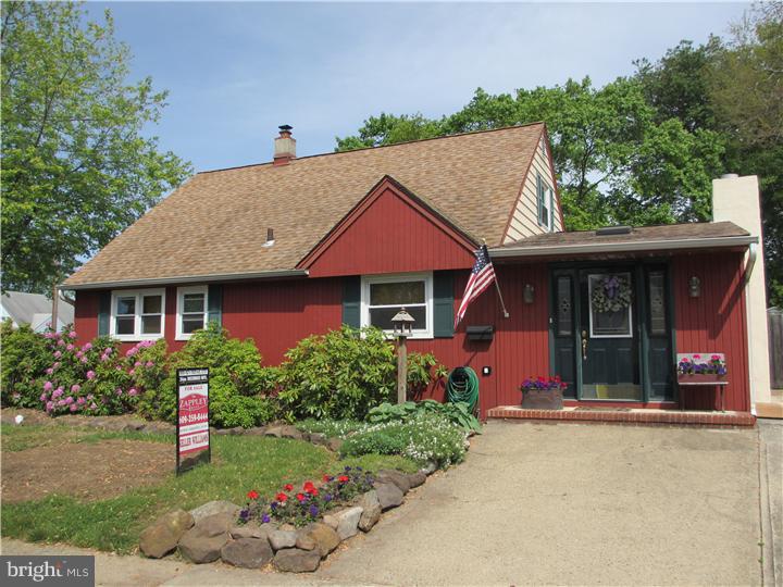 22 Albemarle Road Hamilton Square, NJ 08690 - Photo 1 of 20
