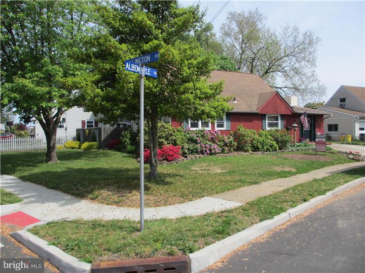 22 Albemarle Road Hamilton Square, NJ 08690 - Photo 3 of 20