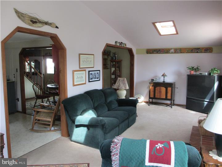 22 Albemarle Road Hamilton Square, NJ 08690 - Photo 5 of 20