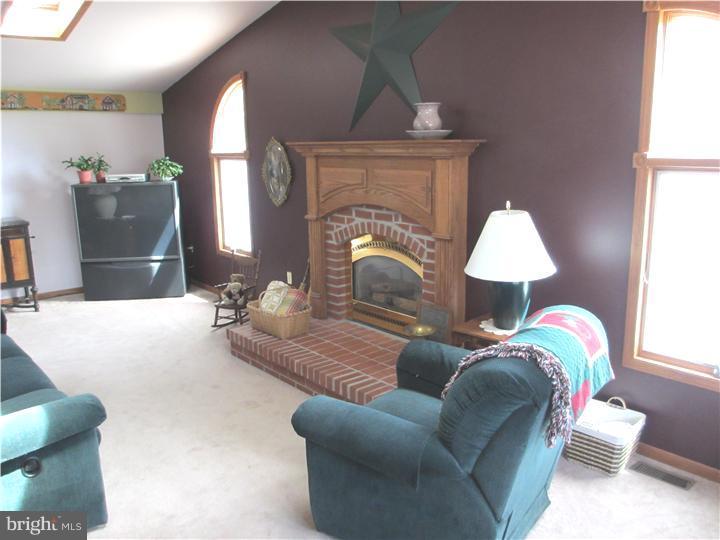 22 Albemarle Road Hamilton Square, NJ 08690 - Photo 6 of 20