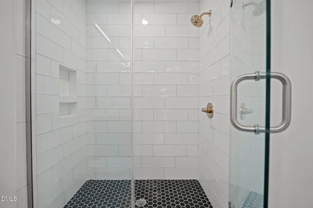 $499,900 | 615 West Peace Street, Unit 307, Raleigh, NC 27605