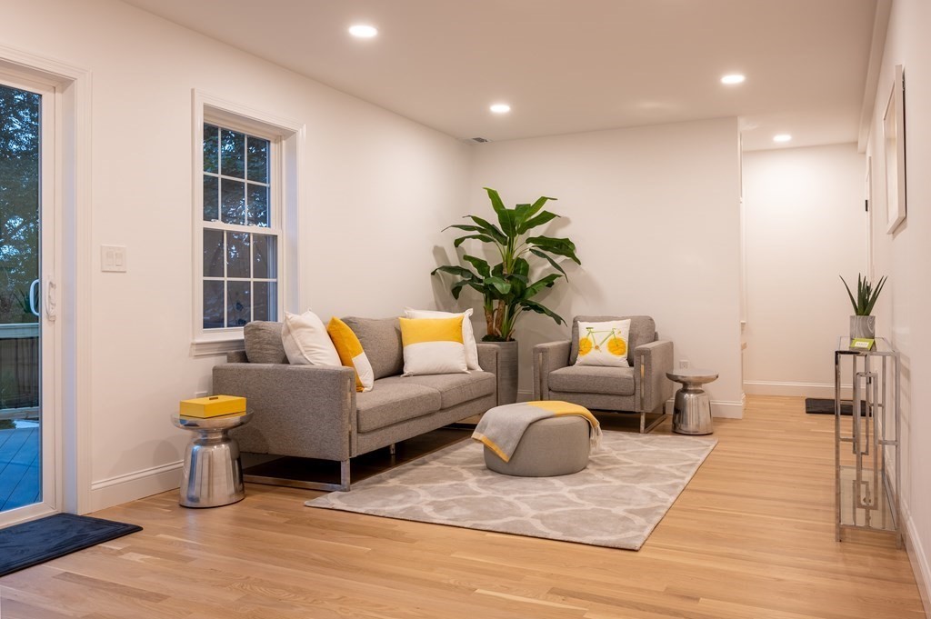 200 Hunting Road Needham, MA 02494 - Photo 7 of 31