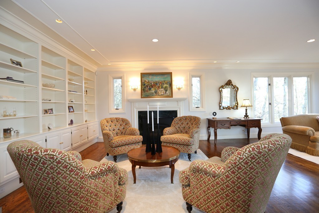 36 Claypit Hill Road Wayland, MA 01778 - Photo 12 of 27
