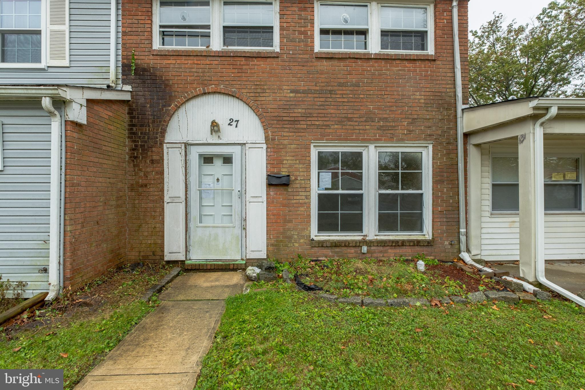 27 Raleigh Place Willingboro, NJ 08046 - Photo 2 of 25