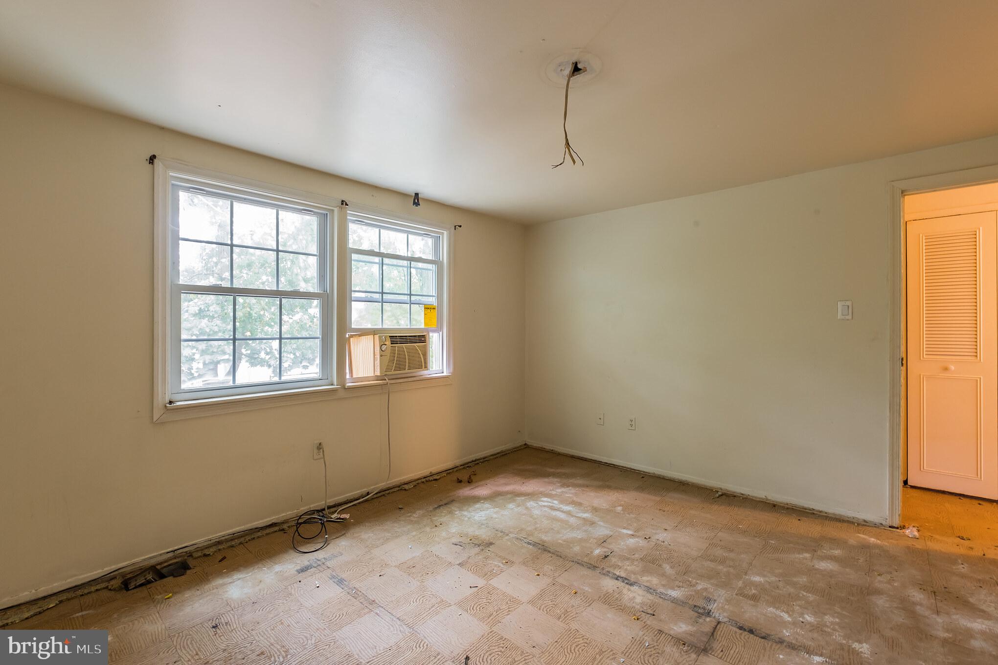 27 Raleigh Place Willingboro, NJ 08046 - Photo 16 of 25