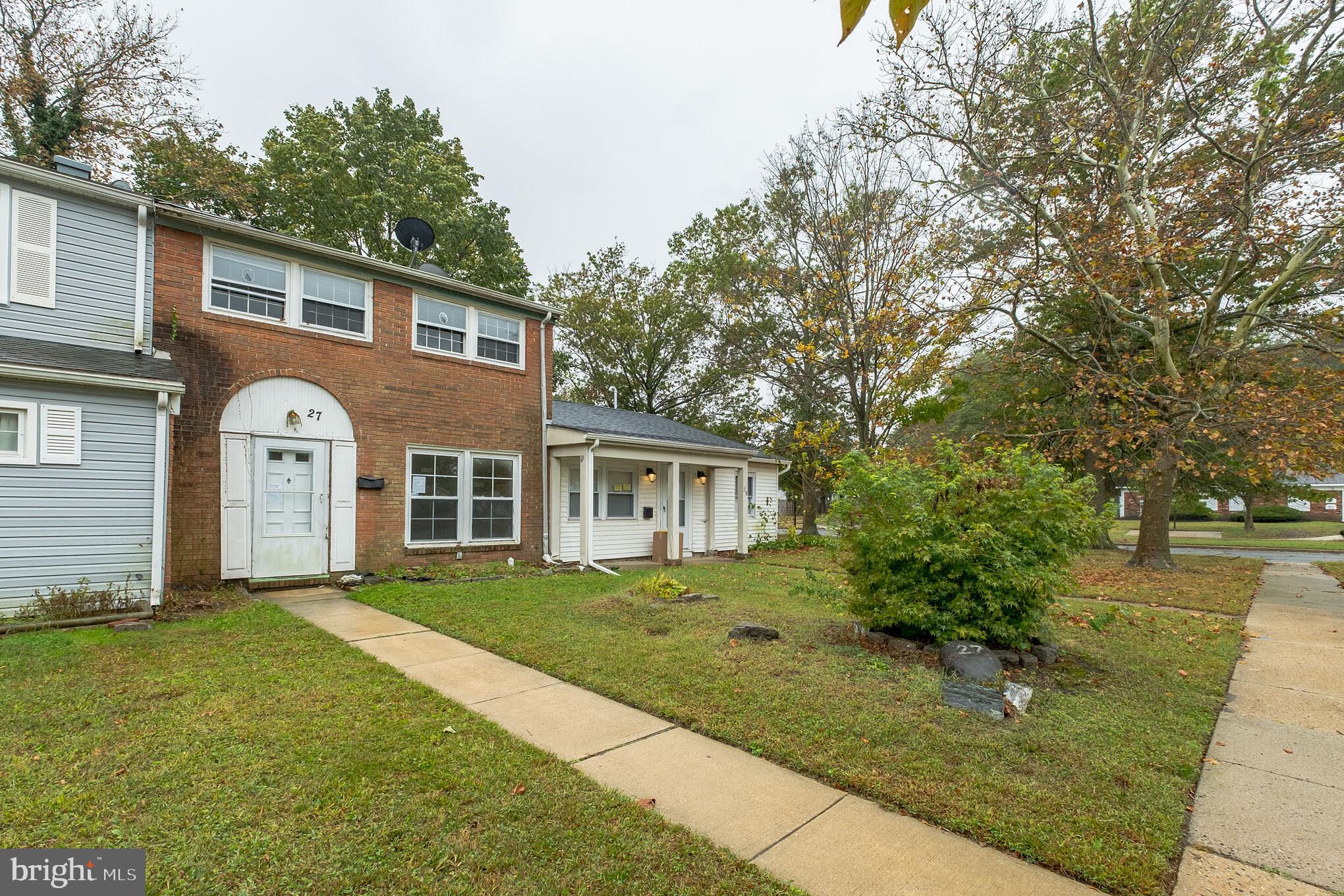 27 Raleigh Place Willingboro, NJ 08046 - Photo 3 of 25
