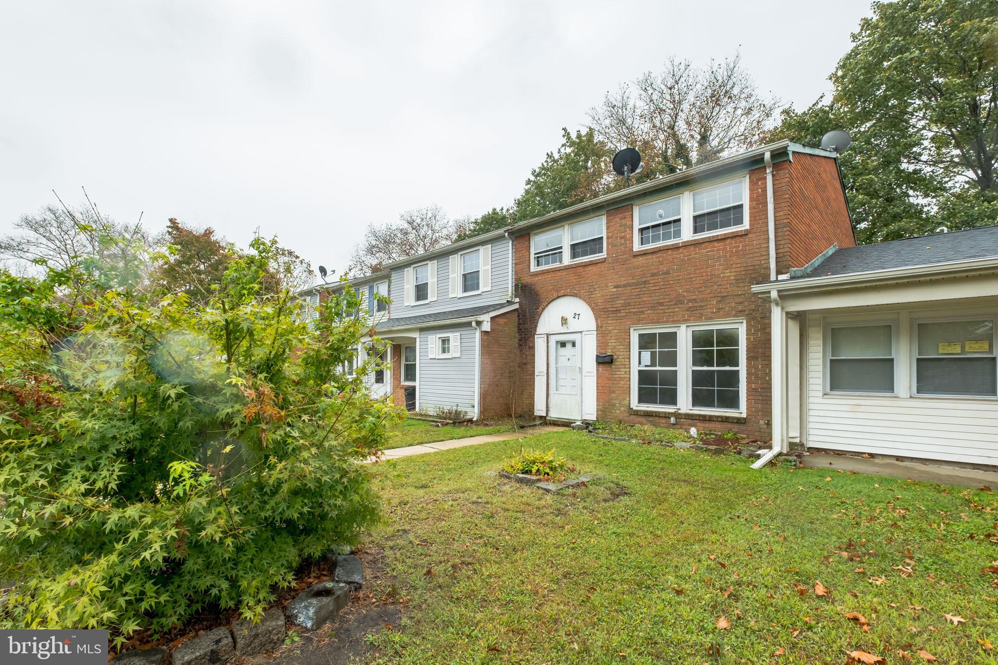 27 Raleigh Place Willingboro, NJ 08046 - Photo 4 of 25