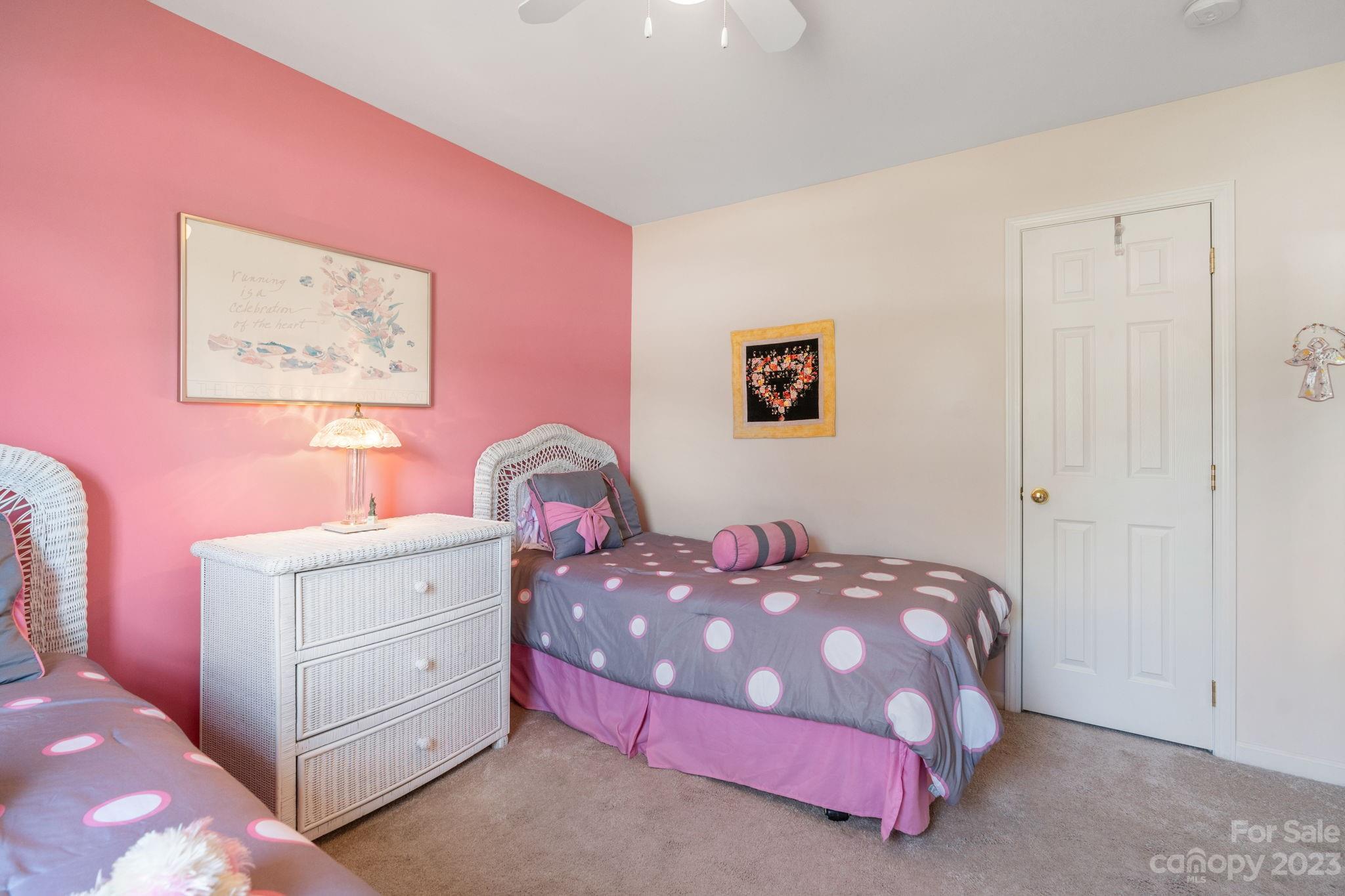 54 English Oak Road Fletcher, NC 28732 - Photo 23 of 26 Gallery Image 23