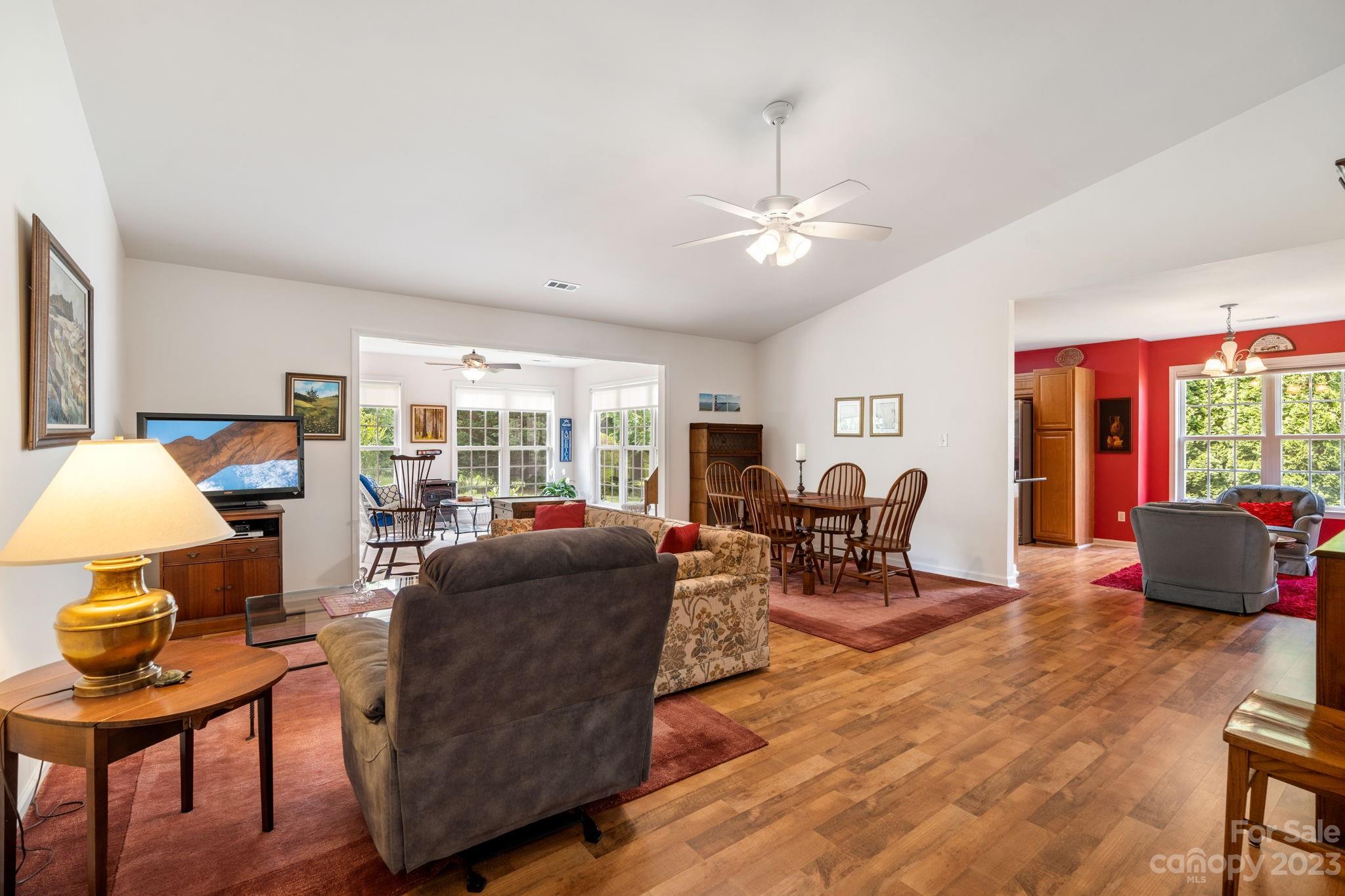 54 English Oak Road Fletcher, NC 28732 - Photo 7 of 26 Gallery Image 7