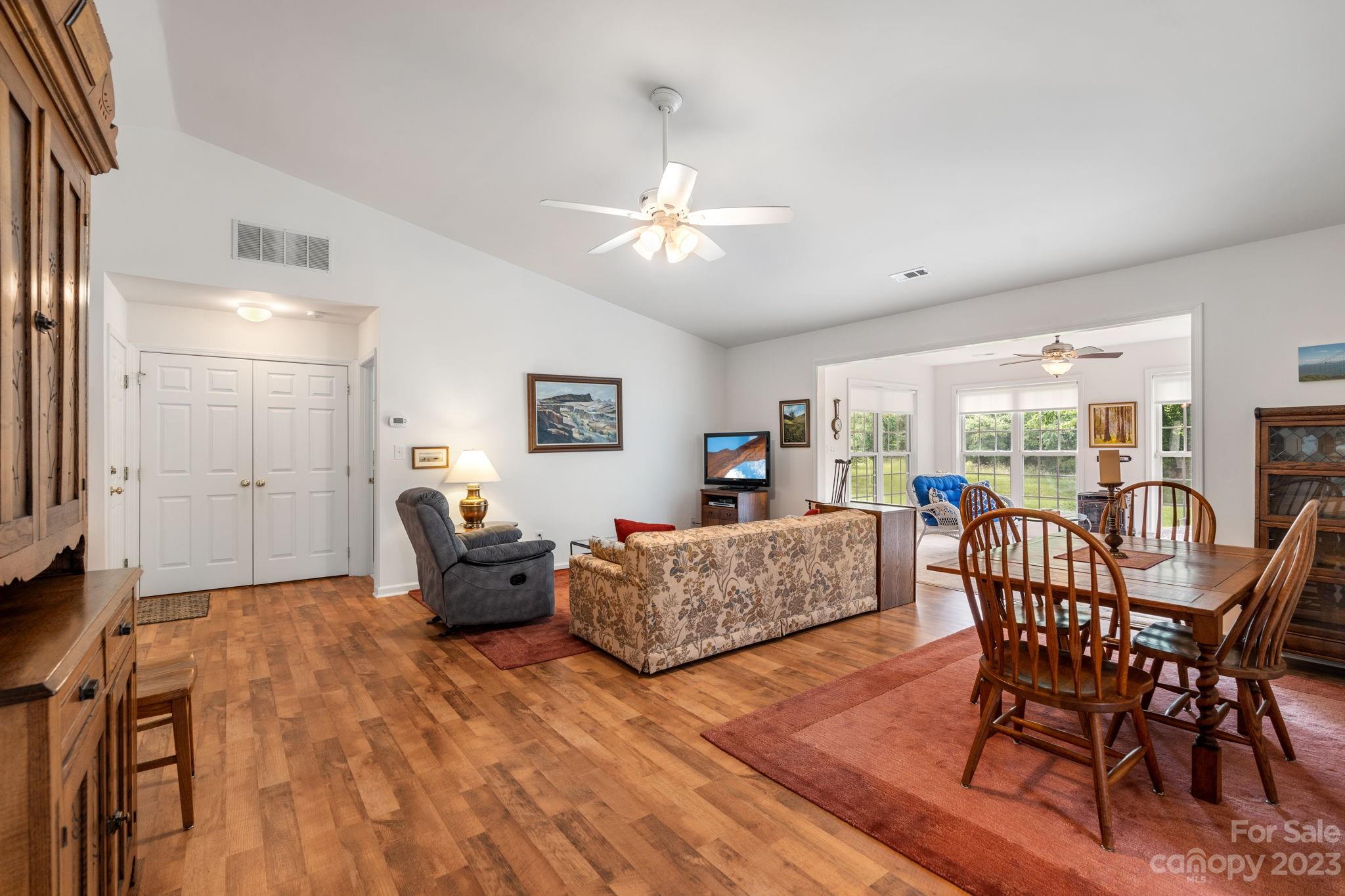 54 English Oak Road Fletcher, NC 28732 - Photo 8 of 26 Gallery Image 8