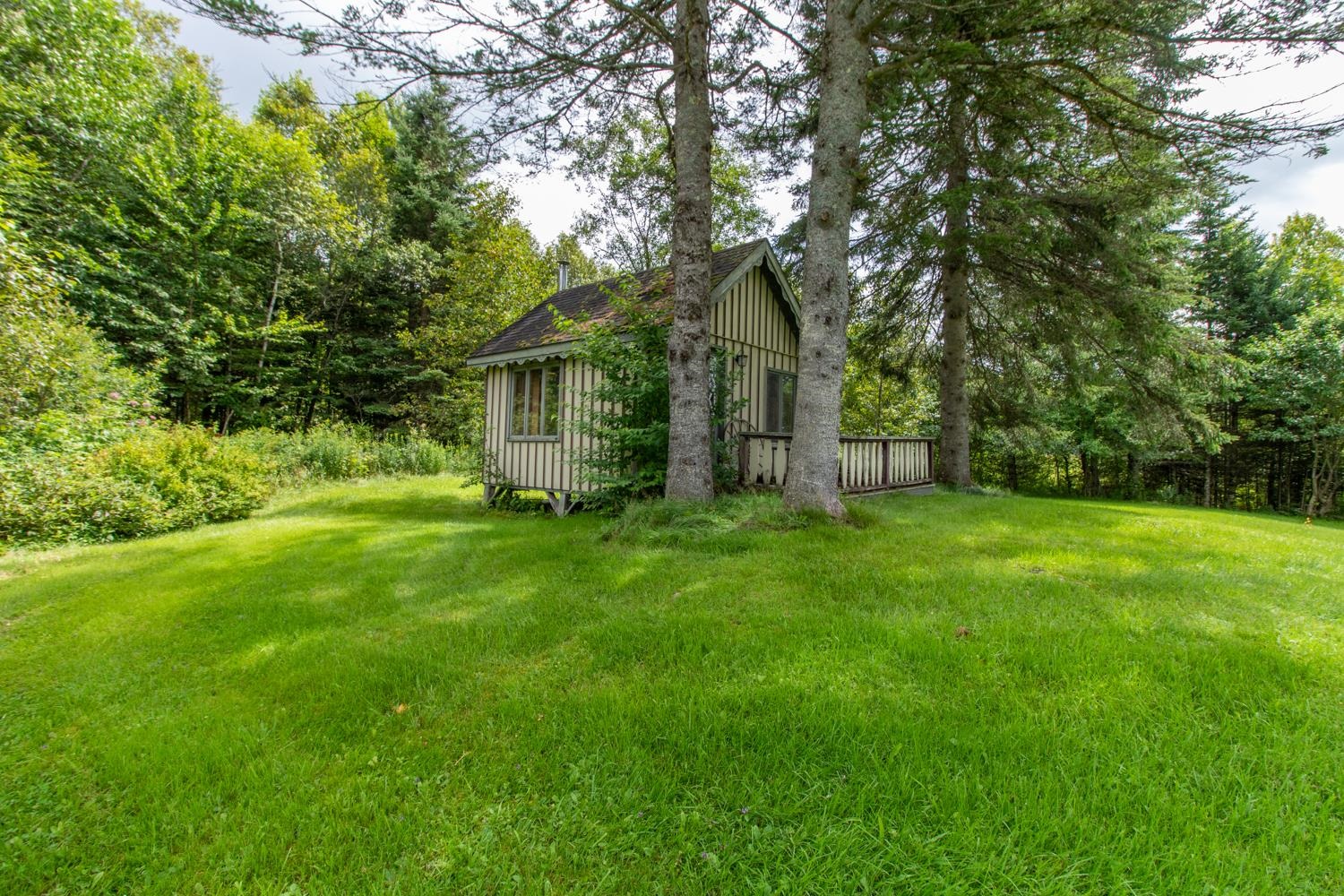 5855 Valley Road Holland, VT 05830 - Photo 35 of 40 Gallery Image 35