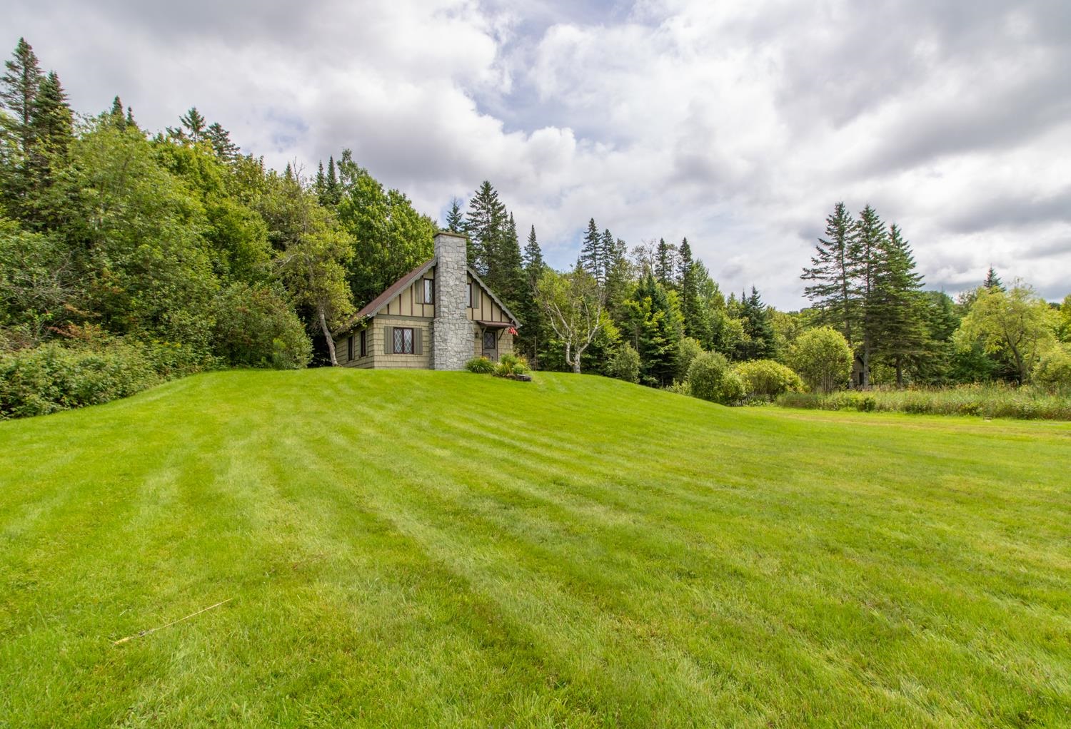 5855 Valley Road Holland, VT 05830 - Photo 38 of 40 Gallery Image 38