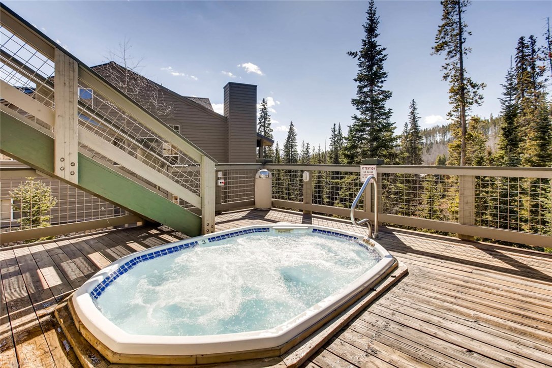 91399 Ryan Gulch Road, Unit B6 Silverthorne, CO 80498 - Photo 7 of 25 Choose from two hot tubs at the club house.