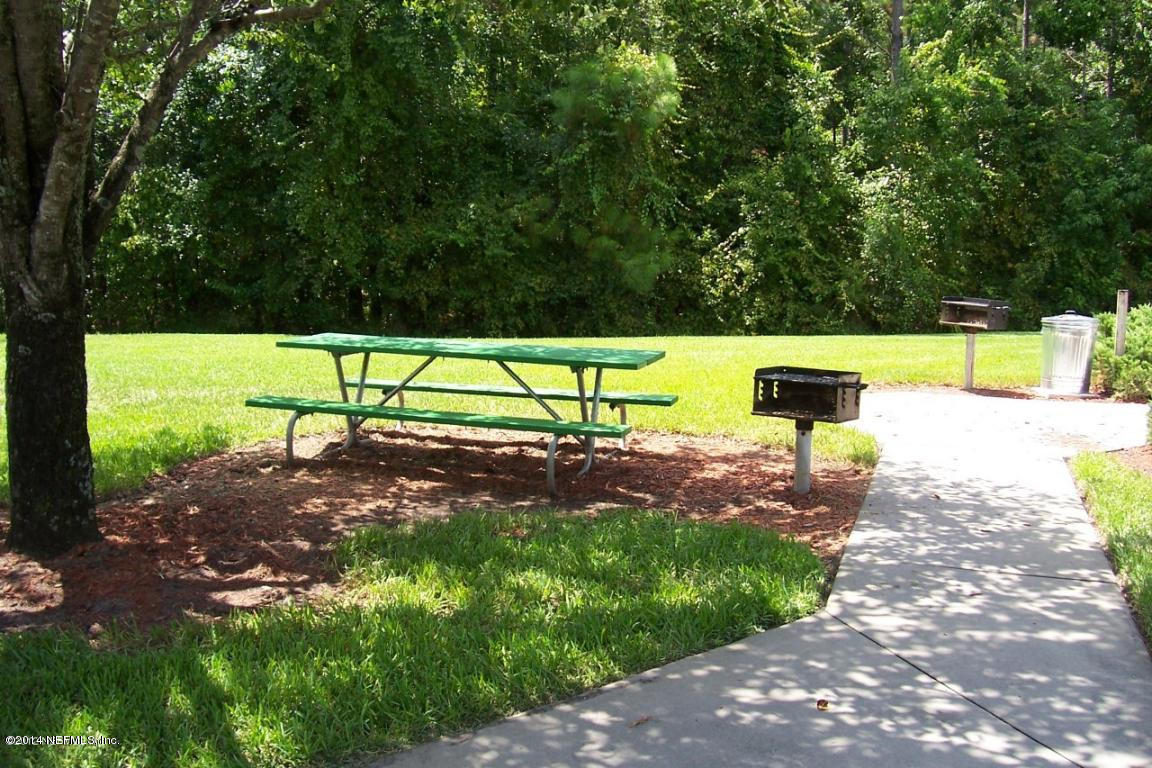 10550 Baymeadows Road, Unit 701 Jacksonville, FL 32256 - Photo 20 of 23 Picnic Area