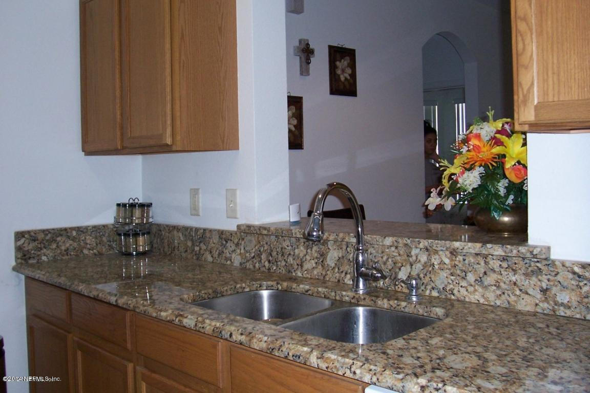 10550 Baymeadows Road, Unit 701 Jacksonville, FL 32256 - Photo 3 of 23 Kitchen