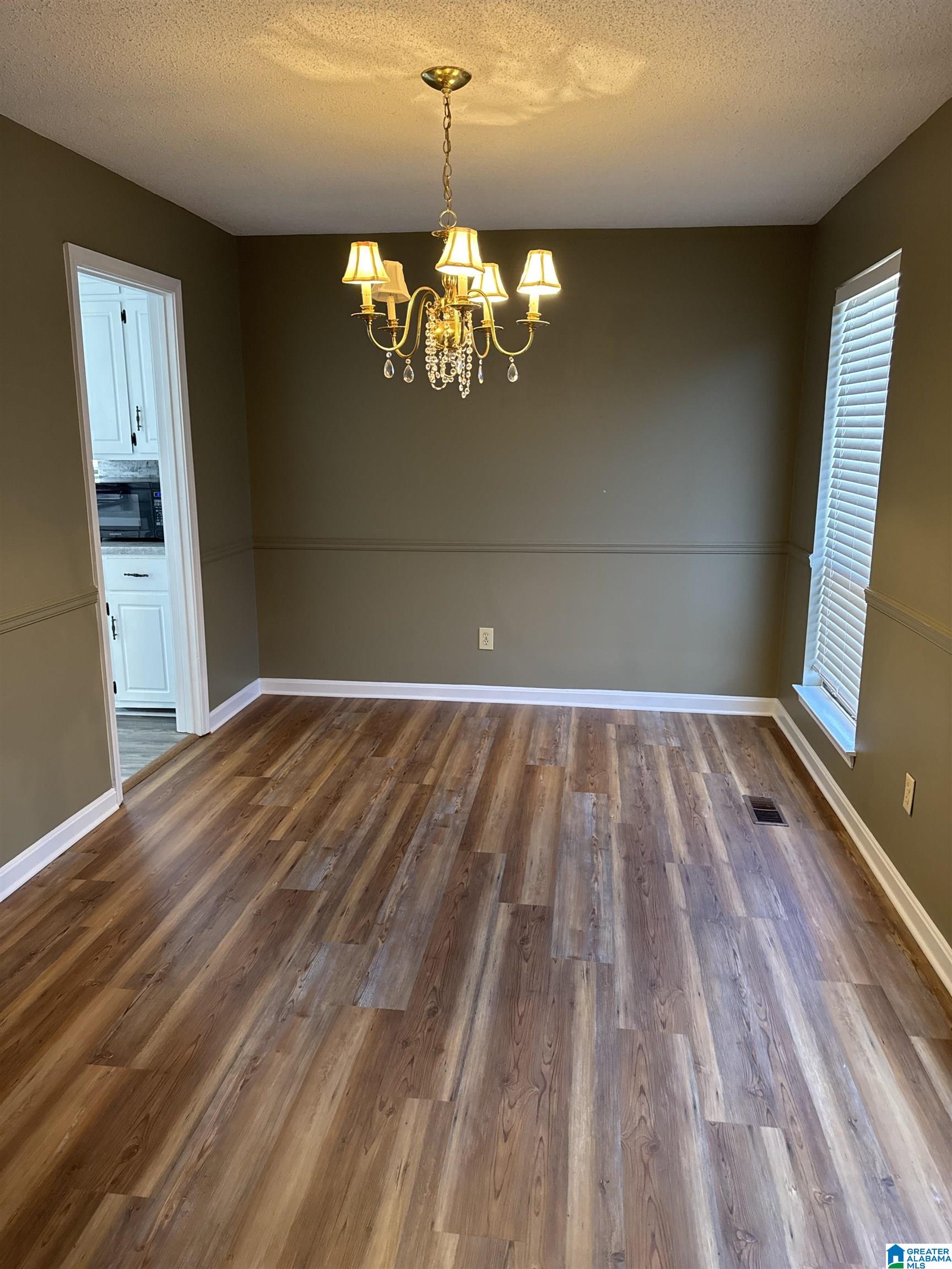 284 Stonebridge Road Birmingham, AL 35210 - Photo 5 of 26