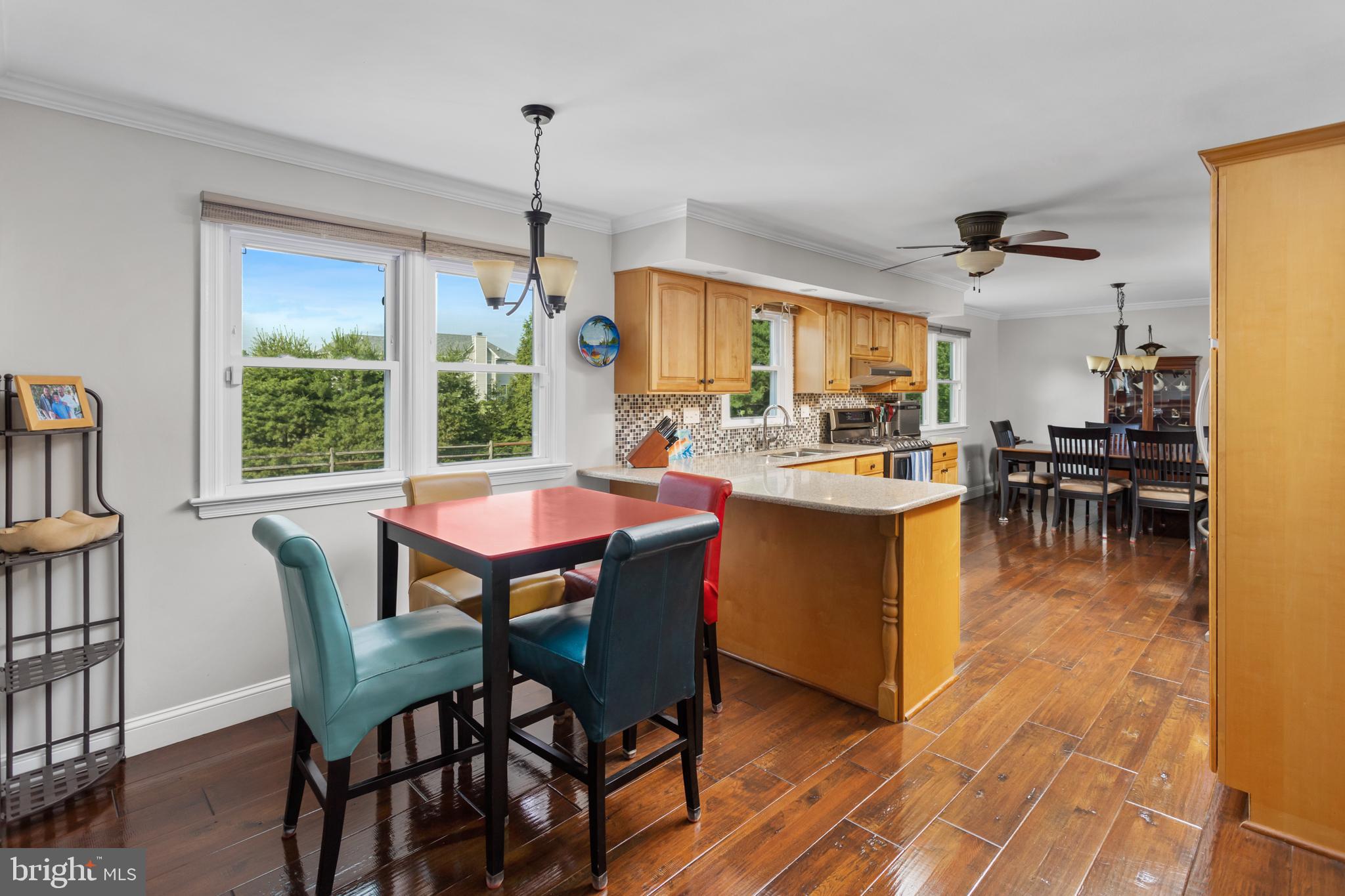 146 Hankins Road Hightstown, NJ 08520 - Photo 14 of 41 Kitchen Eating Area