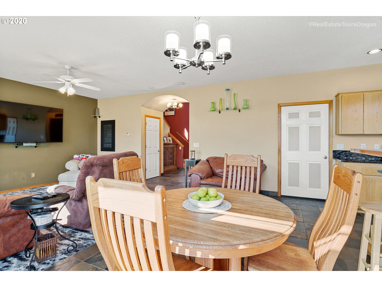 18295 Tupper Road Sandy, OR 97055 - Photo 15 of 31 Gallery Image 15