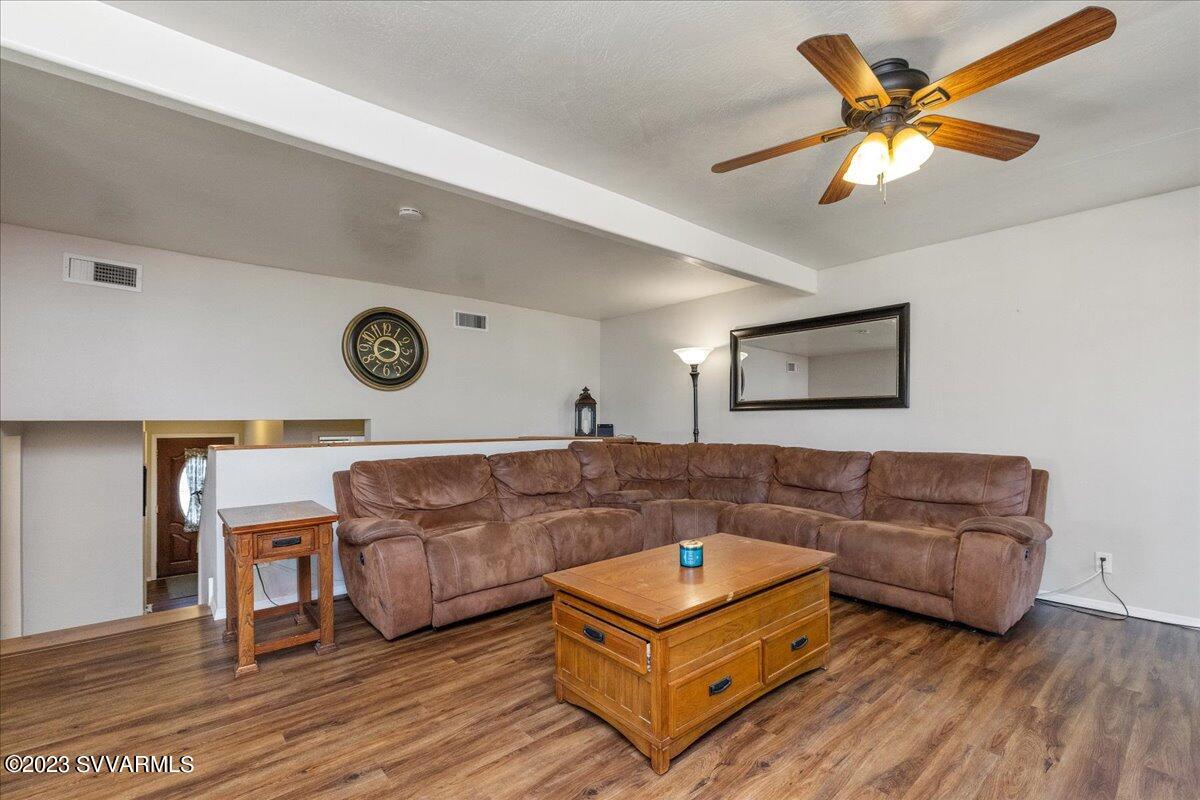 5295 North Dave Wingfield Road Rimrock, AZ 86335 - Photo 9 of 39 Living Room