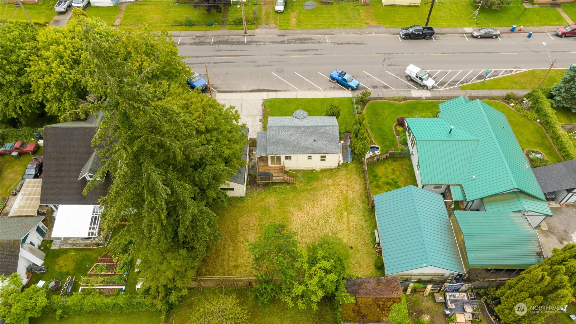 705 Main Street Sultan, WA 98294 - Photo 3 of 31 an aerial view of a swimming pool
