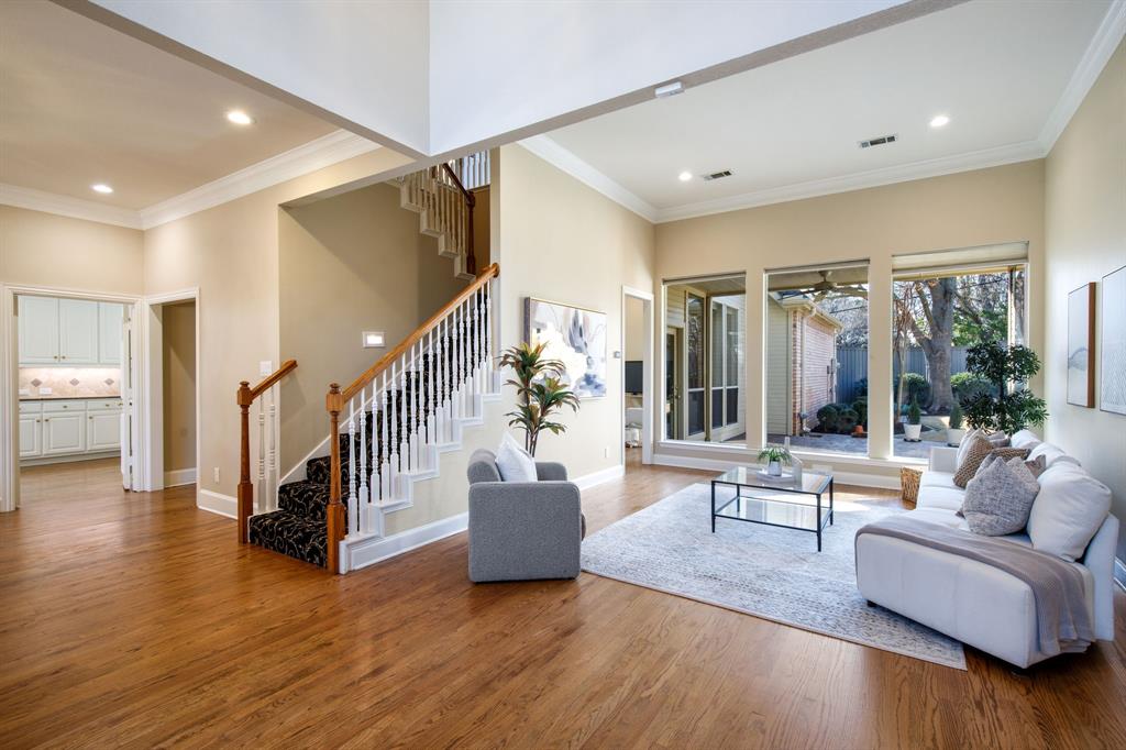 18727 Mapletree Lane Dallas, TX 75252 - Photo 4 of 40