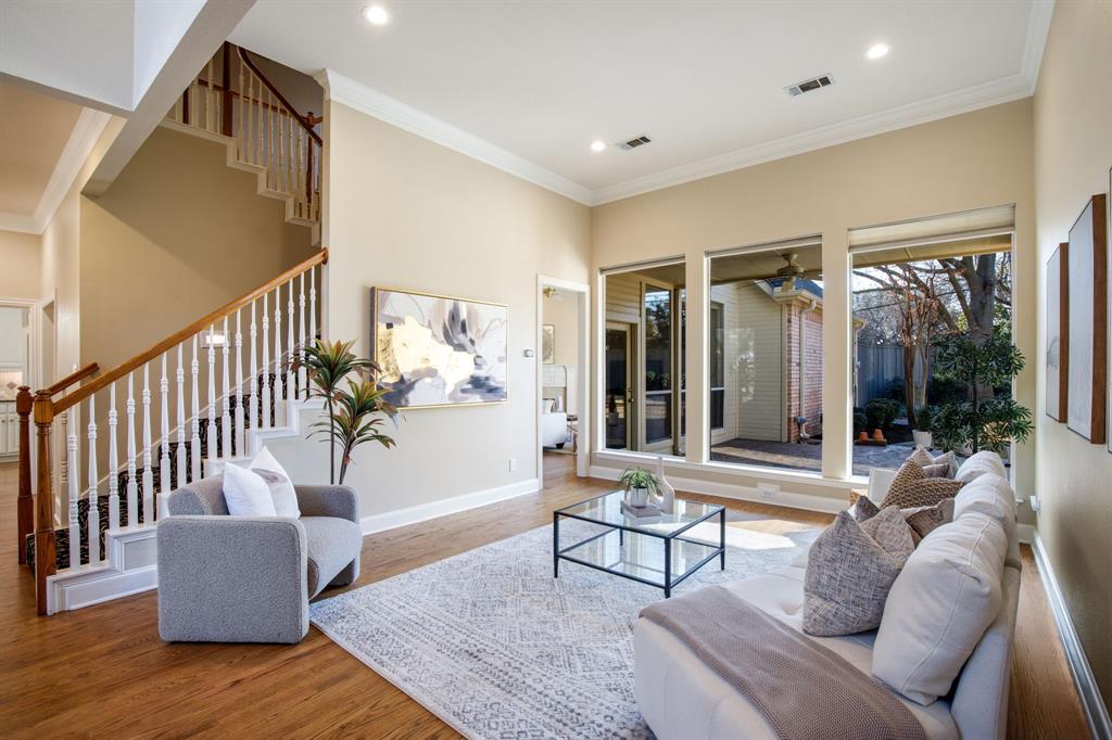 18727 Mapletree Lane Dallas, TX 75252 - Photo 5 of 40