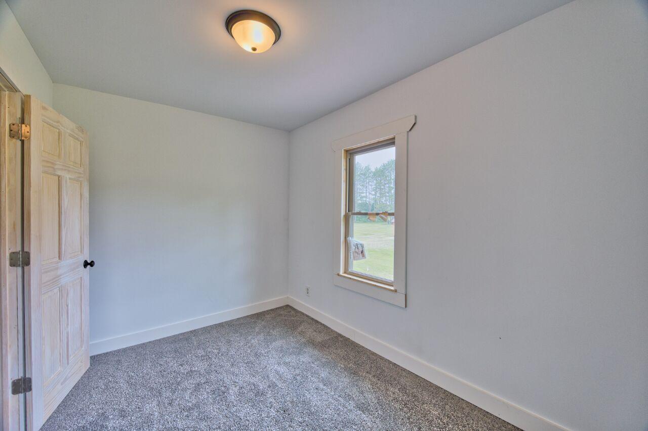 4745 Judd Road Gilbert, MN 55741 - Photo 18 of 54